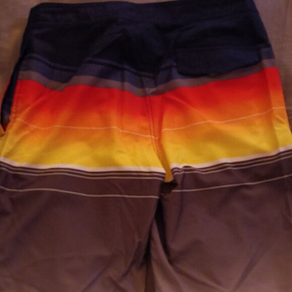 Goodfellow. Drawstring Board shorts.. 30" W, 10" Inseam NWOT - Picture 5 of 5